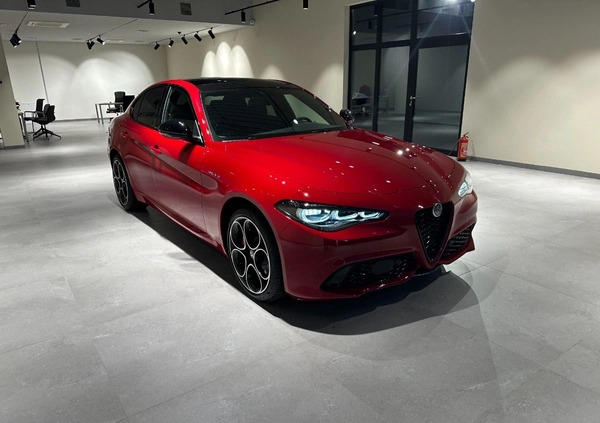 Alfa Romeo Giulia cena 239900 przebieg: 1, rok produkcji 2023 z Gryfów Śląski małe 191